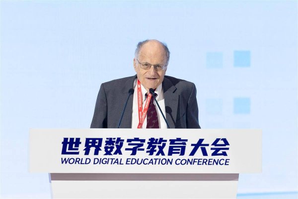 安全配资门户 诺贝尔经济学奖得主托马斯·萨金特：倡导开源性的人工智能研究